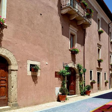Hotel Alle Vecchie Arcate Пескасероли Екстериор снимка