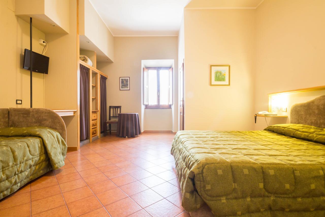 Hotel Alle Vecchie Arcate Пескасероли Екстериор снимка