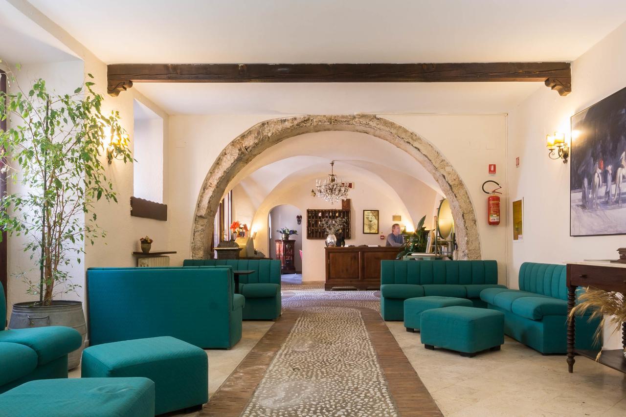 Hotel Alle Vecchie Arcate Пескасероли Екстериор снимка