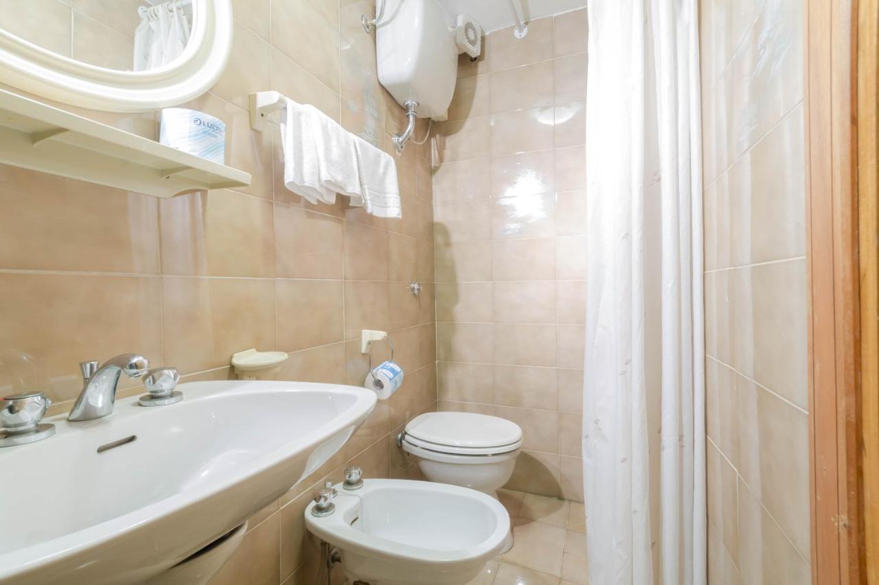 Hotel Alle Vecchie Arcate Пескасероли Екстериор снимка