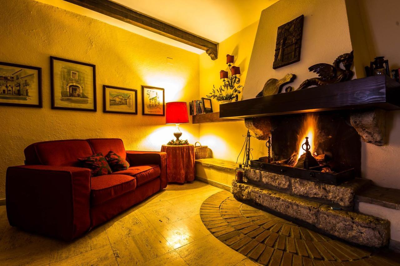 Hotel Alle Vecchie Arcate Пескасероли Екстериор снимка