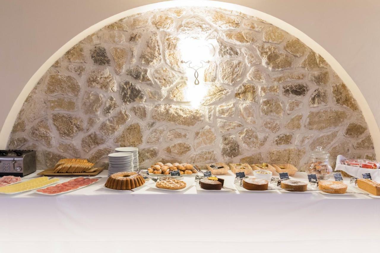 Hotel Alle Vecchie Arcate Пескасероли Екстериор снимка